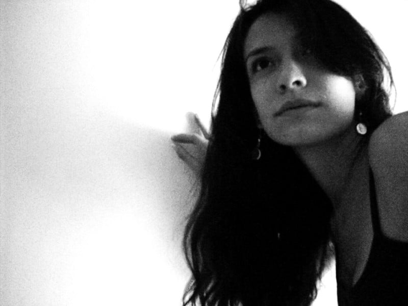 Fotografía de Juliana Gallo co-fundadora La Astilla en el Ojo